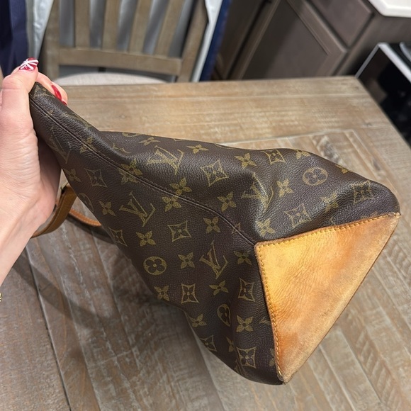 Louis Vuitton Authentic Cabas Mezzo tote - Picture 6 of 17